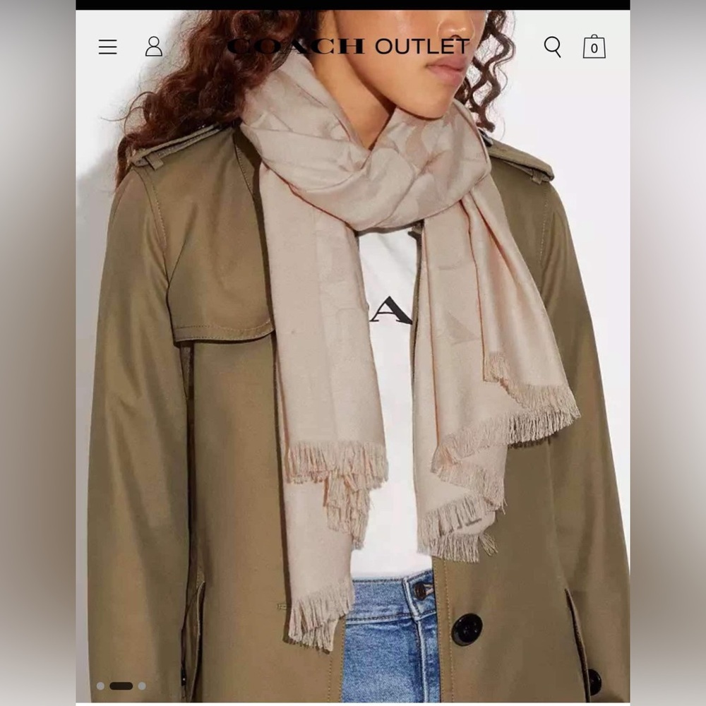 $129 Coach Signature Wrap
